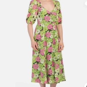 WAYF Surplice Neck Green Floral Midi Dress size XL